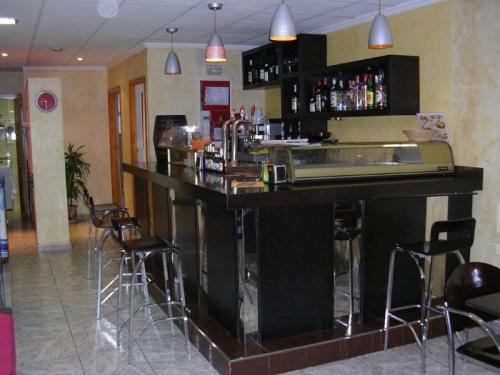 Alquiler cafeteria restaurante puri montado centro sur torrevieja