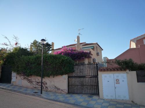 CHALET PAREADO GRAN ALACANT