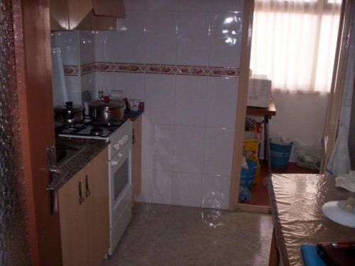 Segundo sin ascensor Buena zona soleado reformado de cocina baño