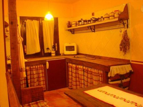 SE VENDE CASA RURAL EN PRAVIA CON FINCA Para informaciOn