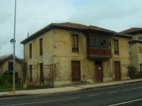 SE VENDE CASA RURAL PARA REHABILITAR EN RIBERAS DE PRAVIA