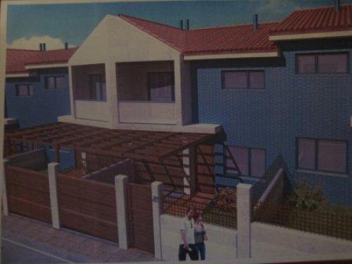 CHALETS PAREADOS urbanizacion privada en construcciOn para entregar en