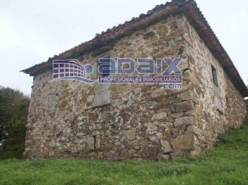 SE ALQUINA CASA DE PIEDRA EN RUINAS PARA REHABILITAR CON
