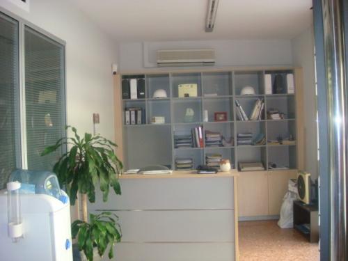 LOCAL DE RECIENTE CONSTRUCCION costa de 90m2 + 90m2 de