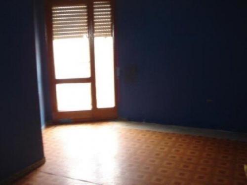 Piso en venta en Barcelona en Trinitat vella bie comunicado