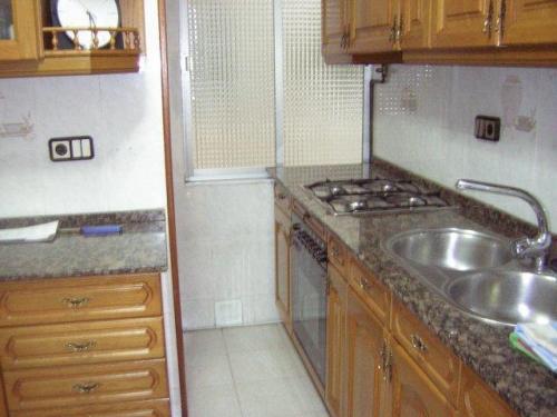 Piso de Venta en Badalona Zona de La Salud Baja