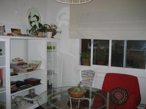 Piso en venta en Sants buen estado 80m 3 habitaciones