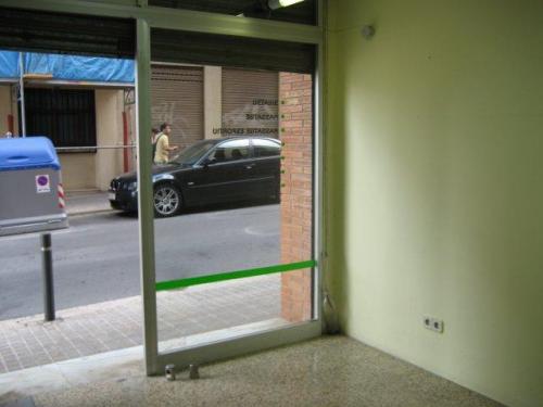 Local en alquiler en Sants de 25 m2 Ideal para