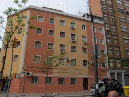 Venta piso en Hospitalet de Llobregat la vivienda consta de