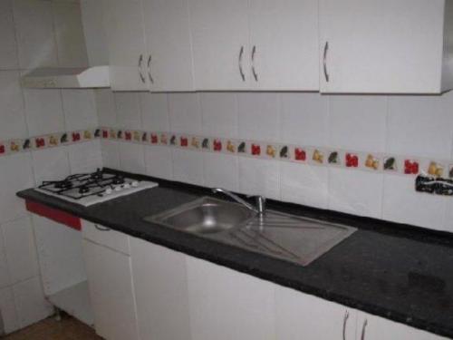 Piso en venta en Badalona.Finca construida en el año 1969