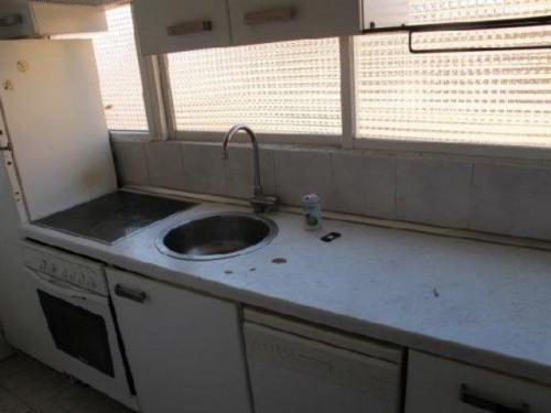 Piso en venta en Hospitalet cerca de Avda.Can Serra construido