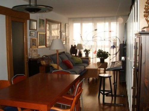 Piso en venta al lado de la plaza Cerda. Segunda