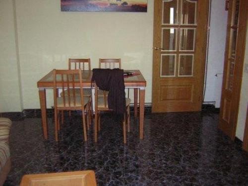 Piso de Venta en Badalona Zona de LLOREDA (37.769.622 pts)