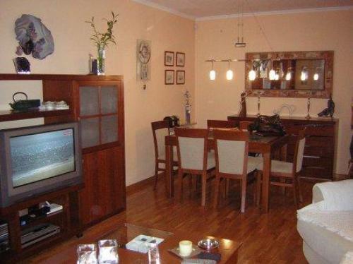 Zona: BUFALA (62.494.582 pts) Muy buen estado. Suelo de parquet.