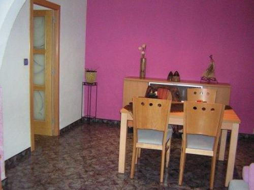 Zona: PEP VENTURA (27.000.000 Pts.) Buen estado. Suelo de gres.