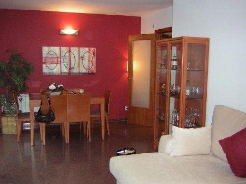 Zona: BUFALA ( 51.500.000 Pts) Muy buen estado. Suelo de