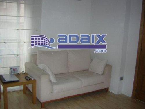 ZONA: SISTRELLS (32.000.000 Pts). Suelo de parquet. Todo exterior. Muy