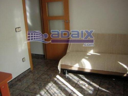 ZONA: GORG. (31.000.000 Pts). Suelo de gres Ventanas blancas de