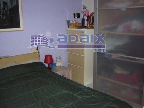 ZONA: SANTO CRISTO (40.497.000 Pts). Suelo de gres Ventanas de