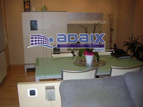 ZONA: PEP VENTURA (34.497.000 Pts). Suelo de parket Ventanas de