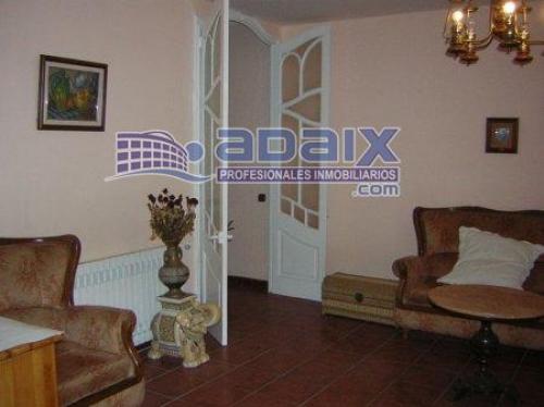 ZONA: BADALONA CENTRO (62.996.000 Pts). Suelo de gres Cocina de