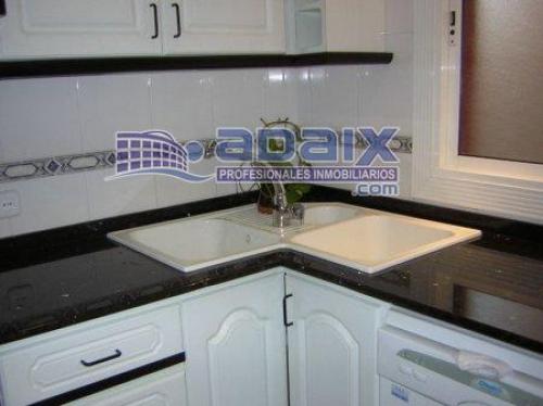 ZONA: CAYADO ( 52.500.000 Pts).Suelo de gres Puertas de roble