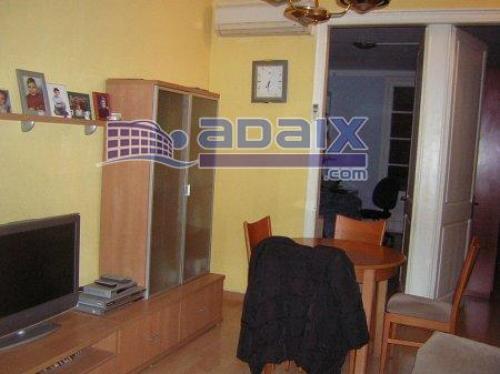 ZONA: BADALONA CENTRO ( 41.497.000 pts ) Suelo gres cocina