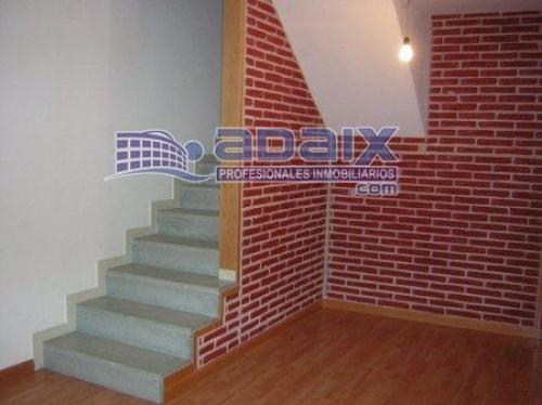 ZONA: BUFALA (65.500.000 pts) Zona comunitaria con piscina ventanas aluminio