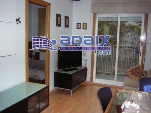 ZONA: CENTRO. (37.000.000pts) 3 Dormitorios. Suelo parquet. Caja fuerte. CalefacciO