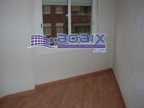 ZONA: LA SALUD. (27.000.000 pts) Muy buen estado. Gas ciudad.