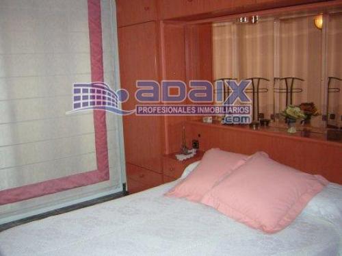 ZONA:FONDO.(33.500.00pts)Suelo gres ventanas aluminio blancas puertas chapeli todo amueb