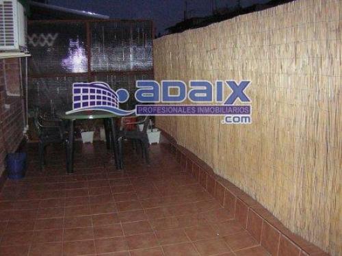 ZONA: MONTIGALA.(35.664.000 pts) Suelo de gres puertas de embero calefacciOn