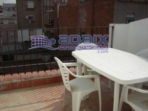 Zona: LA BALSA. 31.300.000 pts. Suelo parquet aluminio blanco terraza