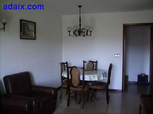 ZONA : LLEFIa ( 48.500.000 pts ) Aluminio madera terrazo