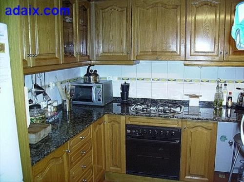 ZONA: BUFALa ( 58.000.000 pts ) Parquet aluminio roble armarios