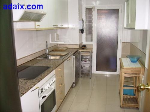 ZONA: CENTRO ( 68.500.000 pts ) 3 habitaciones 2 baños