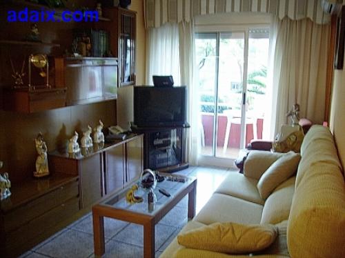 ZONA: LLOREDA (55.800.000 pts). Reformado gres sapelly A.A. CalefacciOn traste