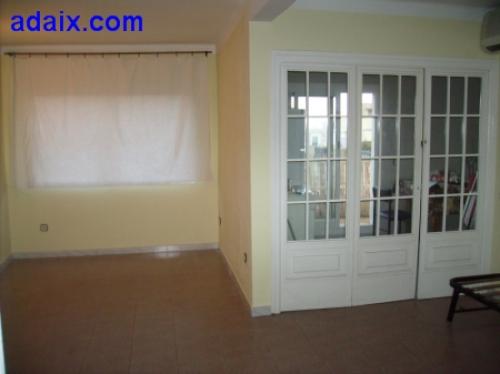 ZONA. 47.400.000 pts Exterior gres embero A.A. semireformado bien conservado