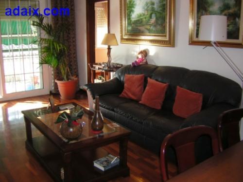 ZONA: PEP VENTURA. Parket embero calefacciOn A.A. balcOn finca con