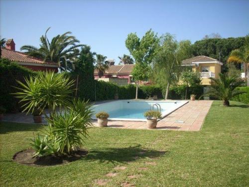 Hermoso chalet en pequeña urbanizacion privada de tan sOlo 7