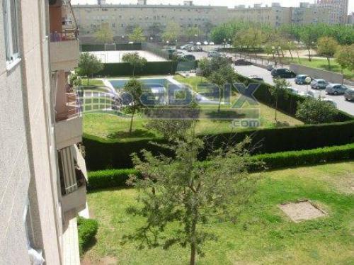 Piso en Urb. privada renta libre 3 dormitorios 2 baños