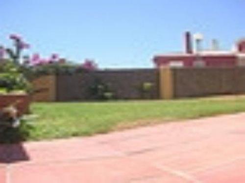 Casa de 3 plantas totalmente amueblada en urbanizacion a pie