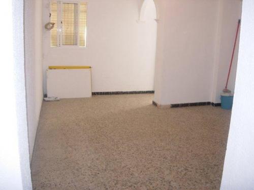 CASA DE 2 PLANTAS AZOTEA COCINA AMUEBLADA BUEN ESTADO DE