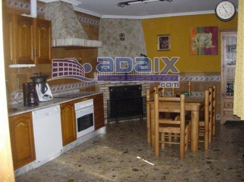 Piso de 218 metros construidos 3 dormitorios 2 baños cocina