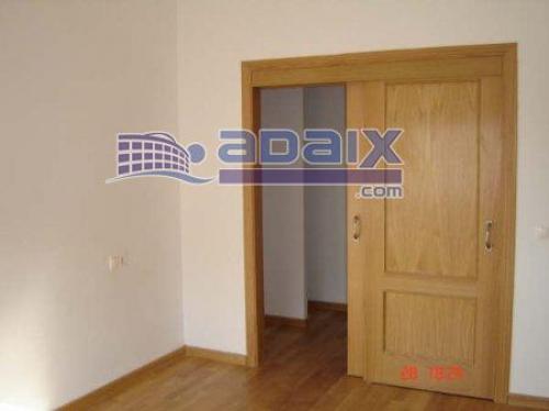 Precioso chalet a estrenar con vistas al lago del campo