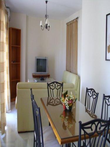 atico en Urb. privada 3 dormitorios baño 1 aseo terraza