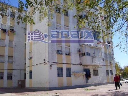 Piso 3 dormitorios cocina muy amplia amueblada con electrodomesticos terraza