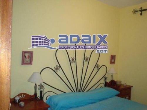 ALQUILADO Piso totalmente reformado a dos minutos de universidad zona