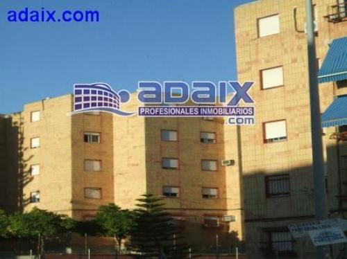 Cocina amueblada baño reformado