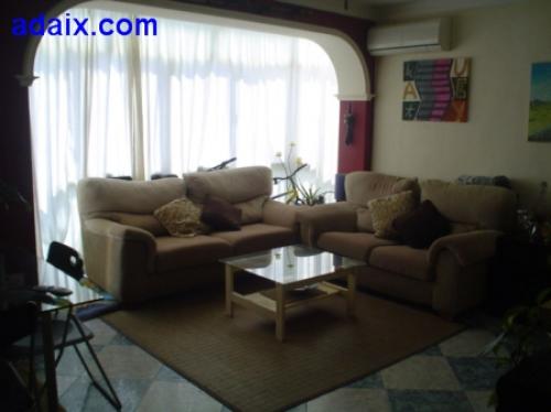 Piso muy prOximo al centro de la Ciudad y con